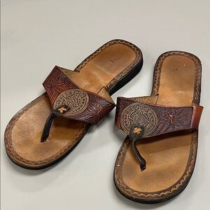 Source Unknown Mens Brown Leather Sandals flip flops size 7
